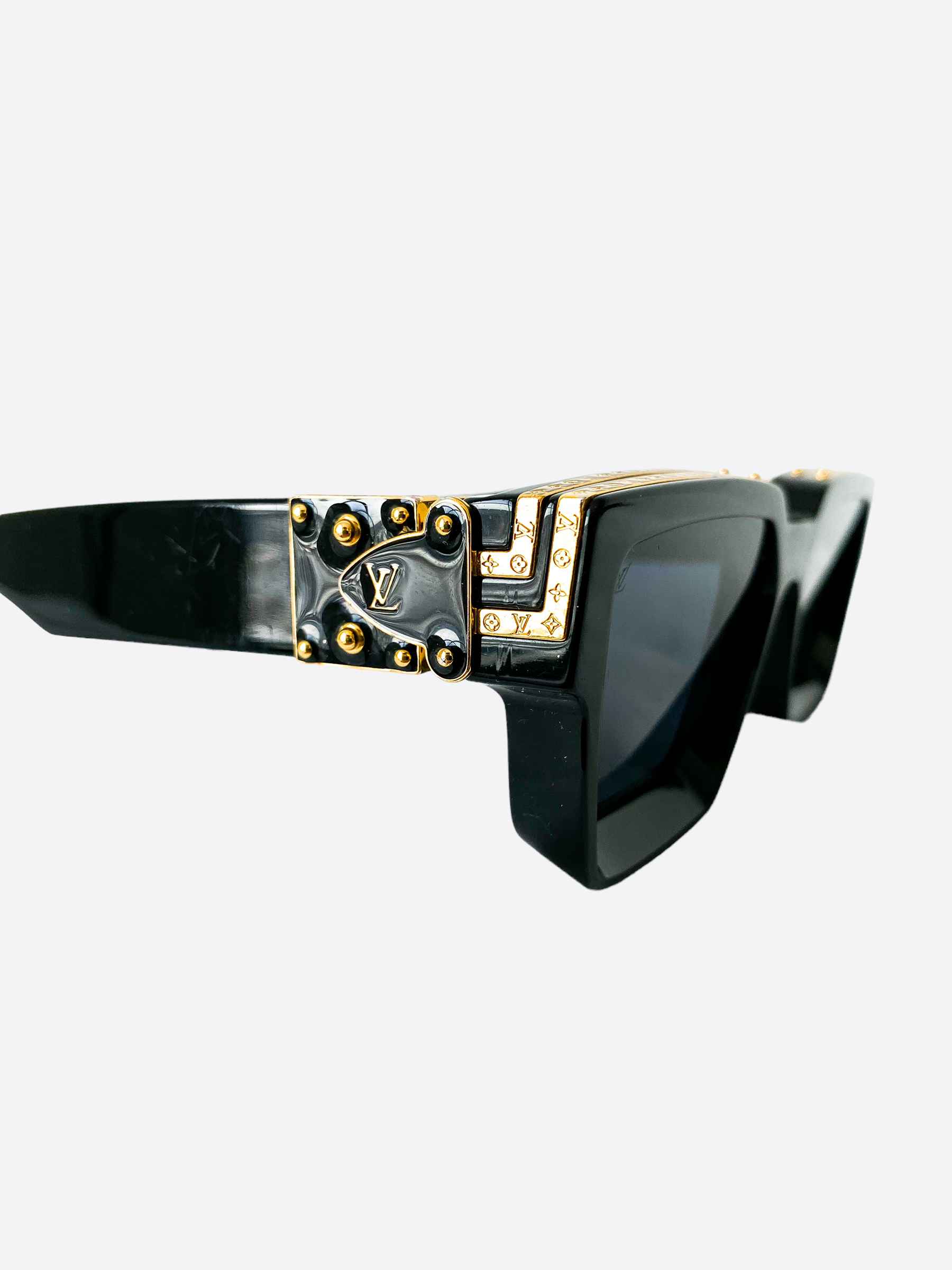 LOUIS VUITTON Z1165W 1.1 Millionaires Sunglasses - Black $450.00