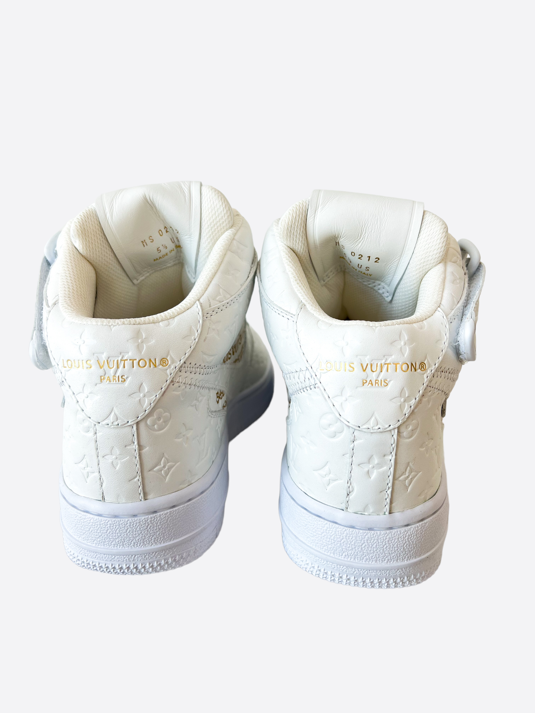 Louis Vuitton White Monogram Nike Air Force 1 – Savonches
