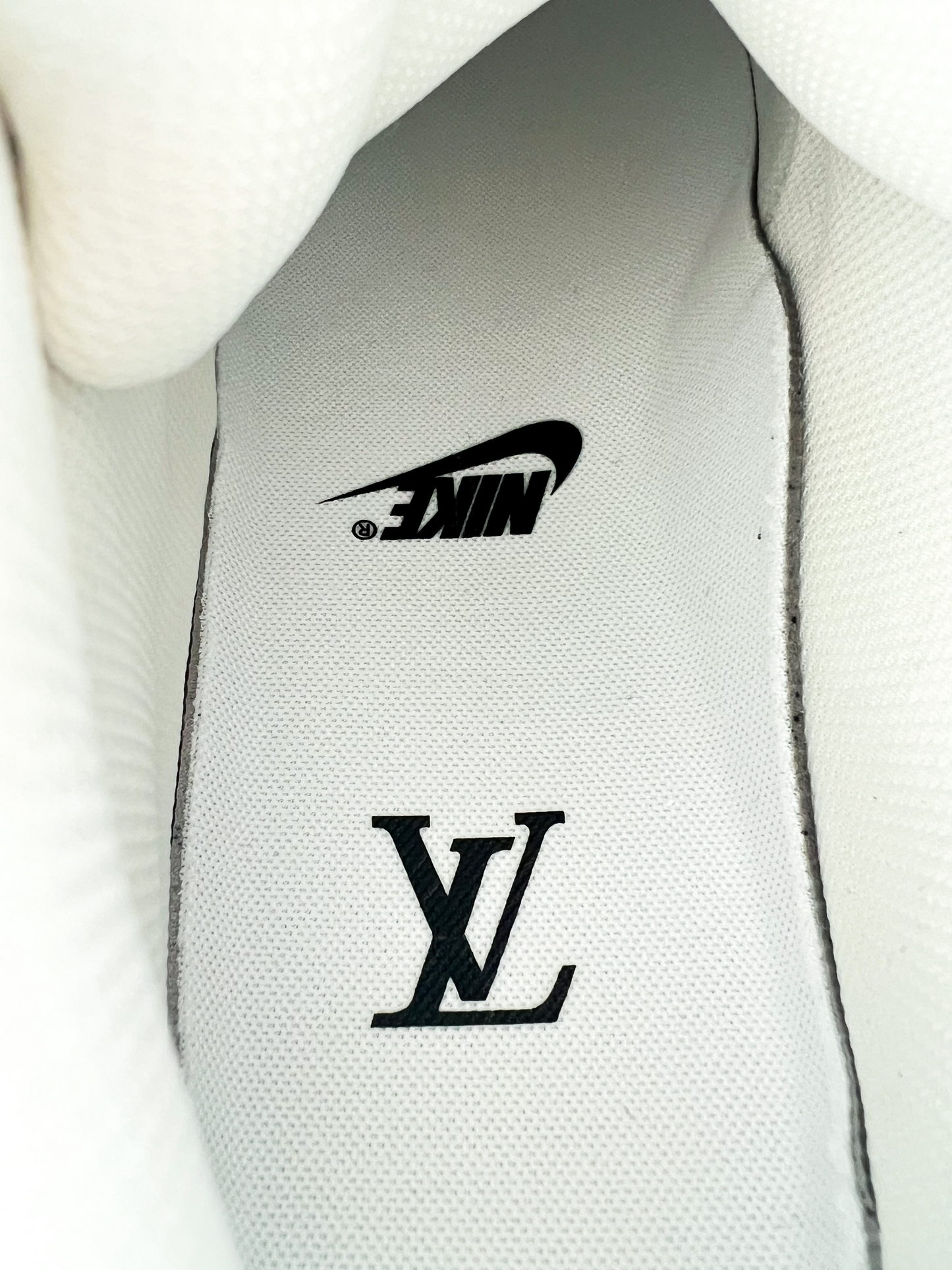 Louis Vuitton White Monogram Mid Top Nike Air Force 1