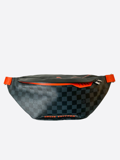 Louis Vuitton Damier Cobalt Orange Race Discovery Bumbag