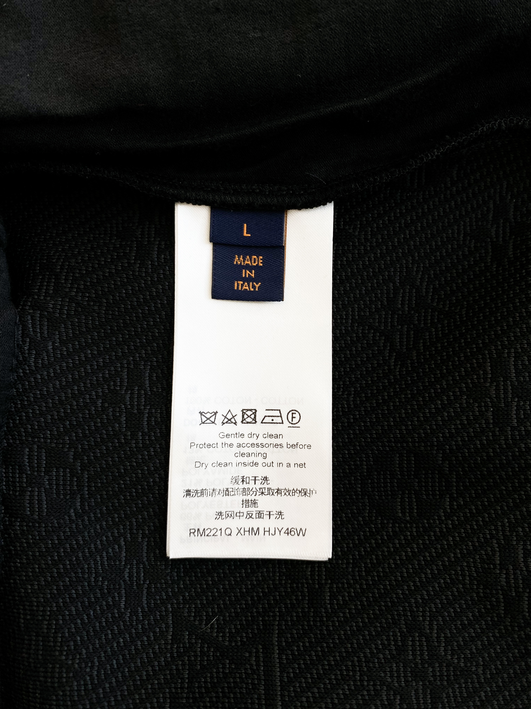 Louis Vuitton Monogram Track Pants BLACK. Size M0