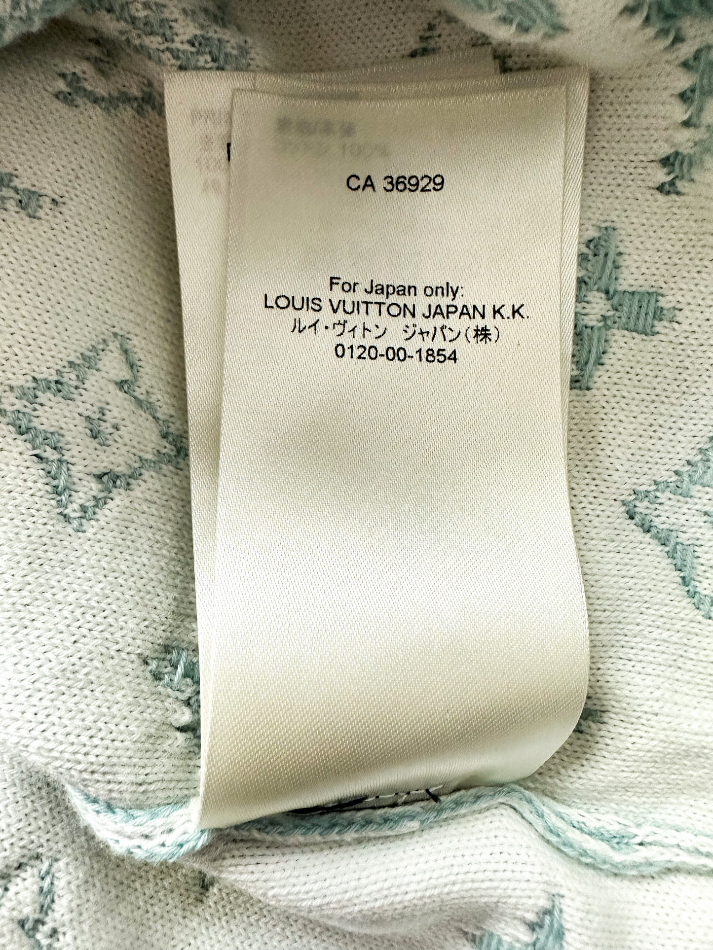 Monogram Gradient Hoodie - Louis Vuitton ®  Hoodies, Louis vuitton  monogram, Sweatshirts