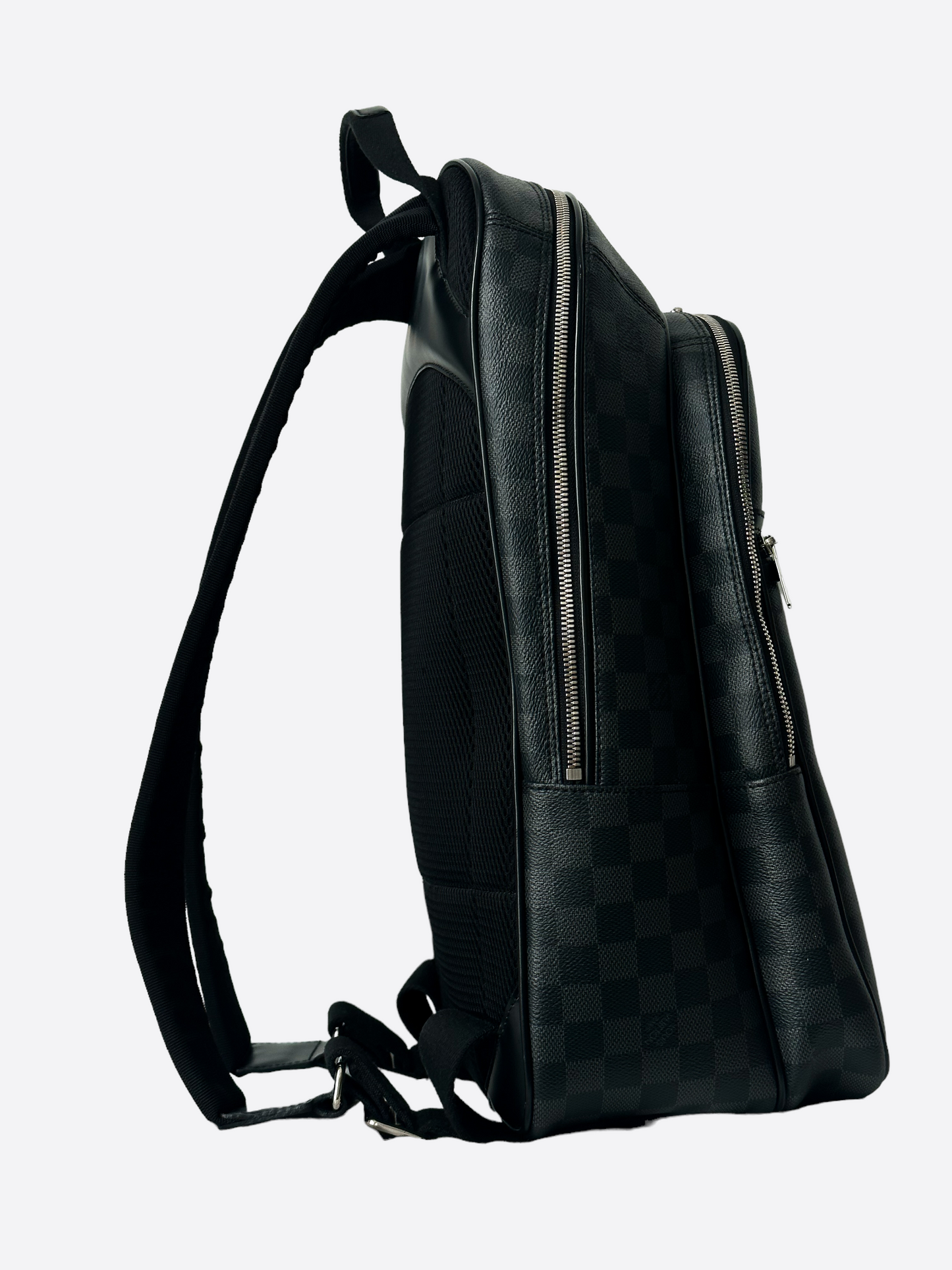 Louis Vuitton, a Damier Graphite 'Michael' backpack, 2013. - Bukowskis