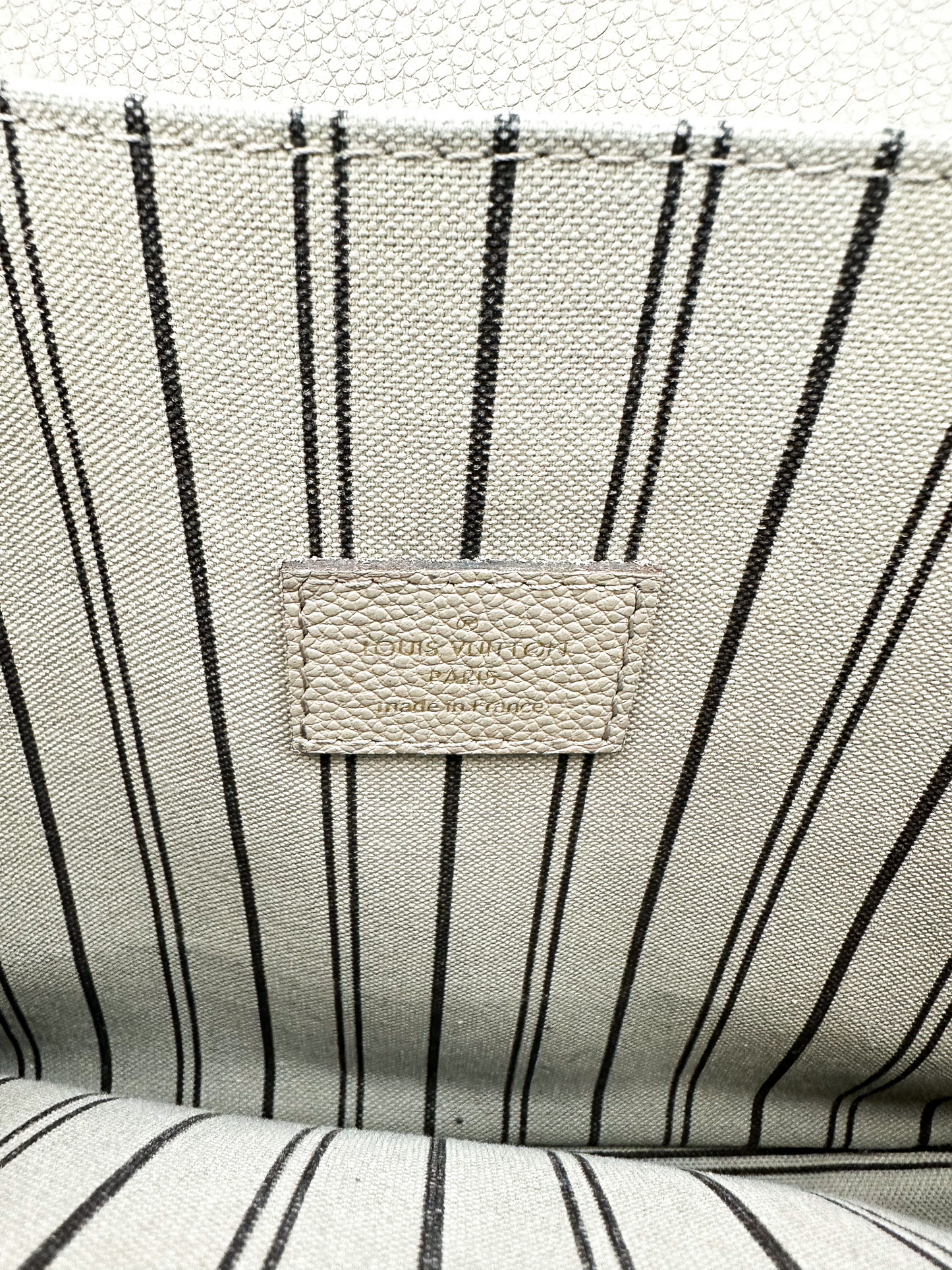 Louis Vuitton Turtledove Monogram Pochette Metis – Savonches