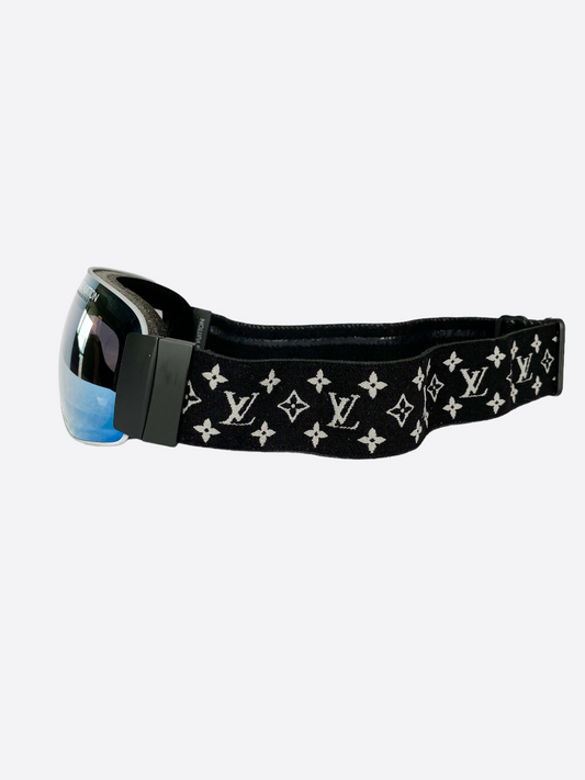 Louis Vuitton Black Monogram Waimea Sunglasses – Savonches