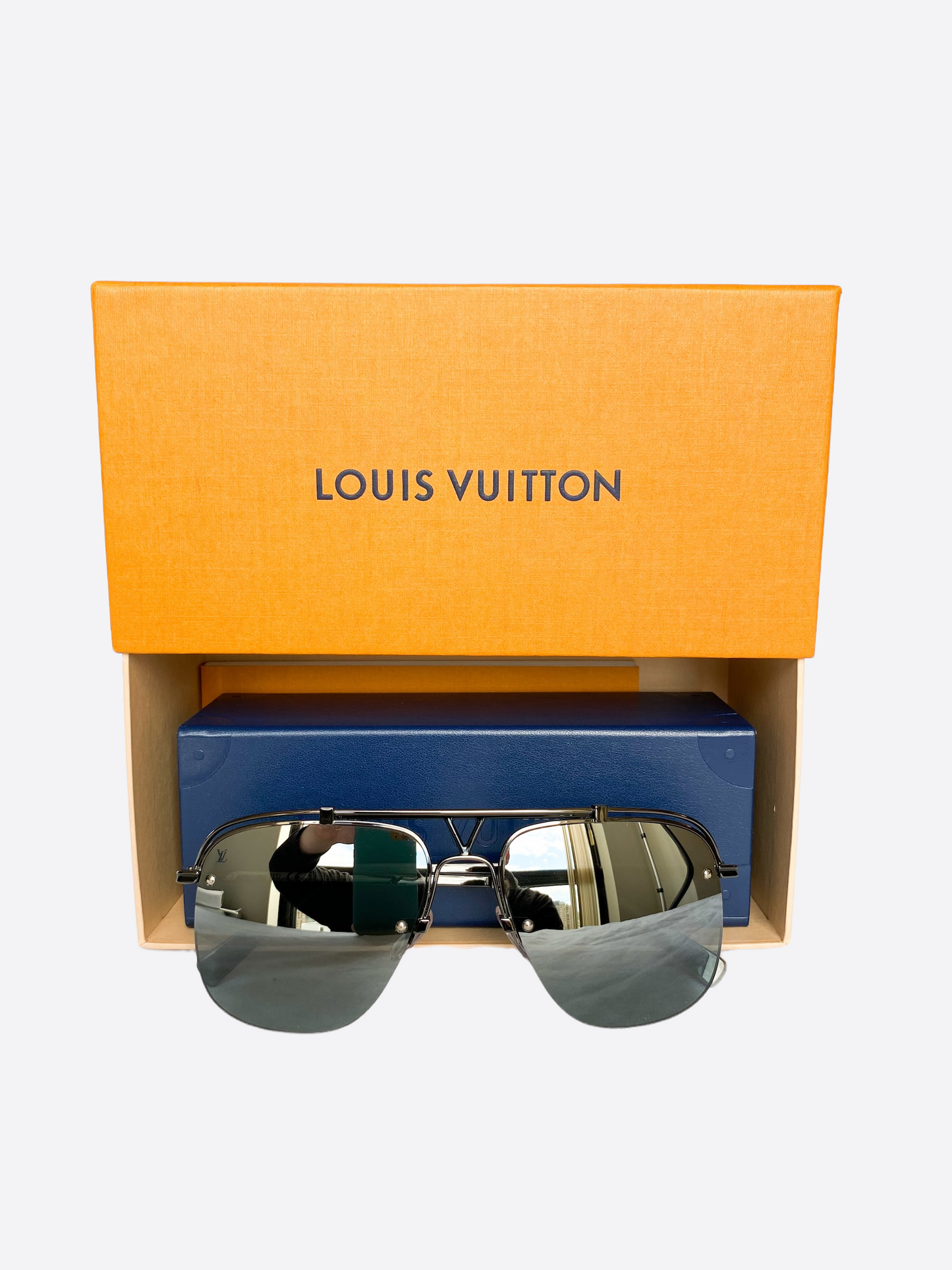 Louis Vuitton Black Logo Aviators