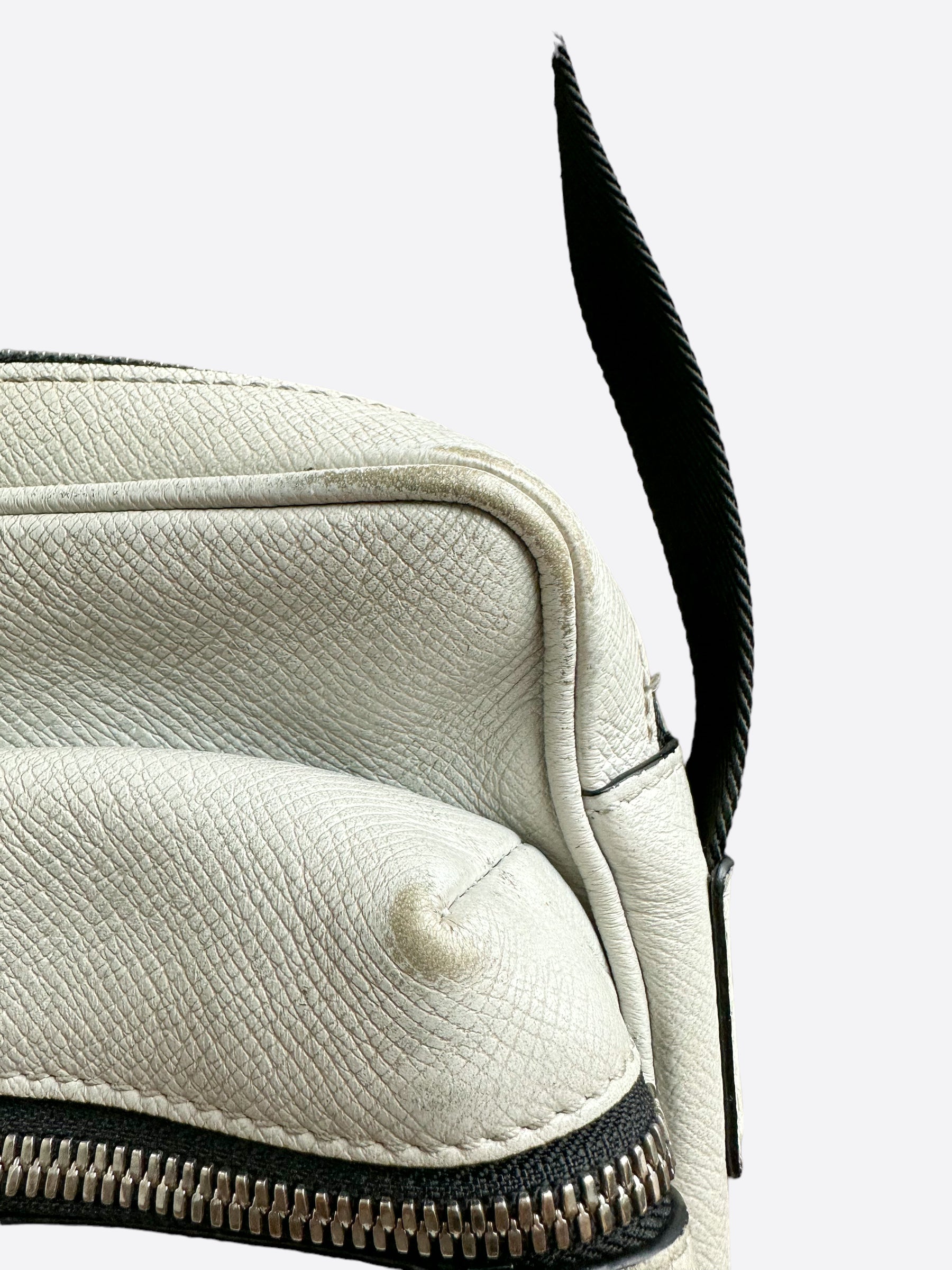 Louis Vuitton White Monogram Outdoor Bumbag – Savonches