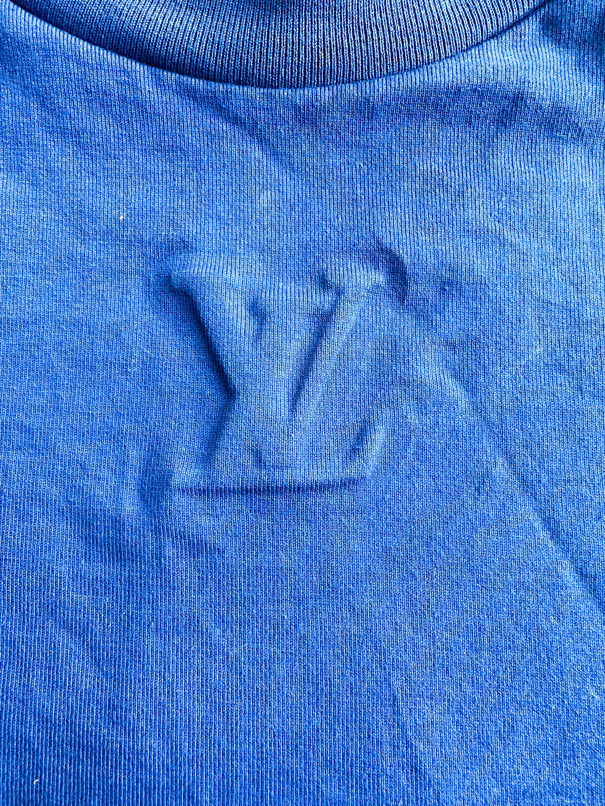 Louis Vuitton Blue & White Script Logo Intarsia T-Shirt – Savonches