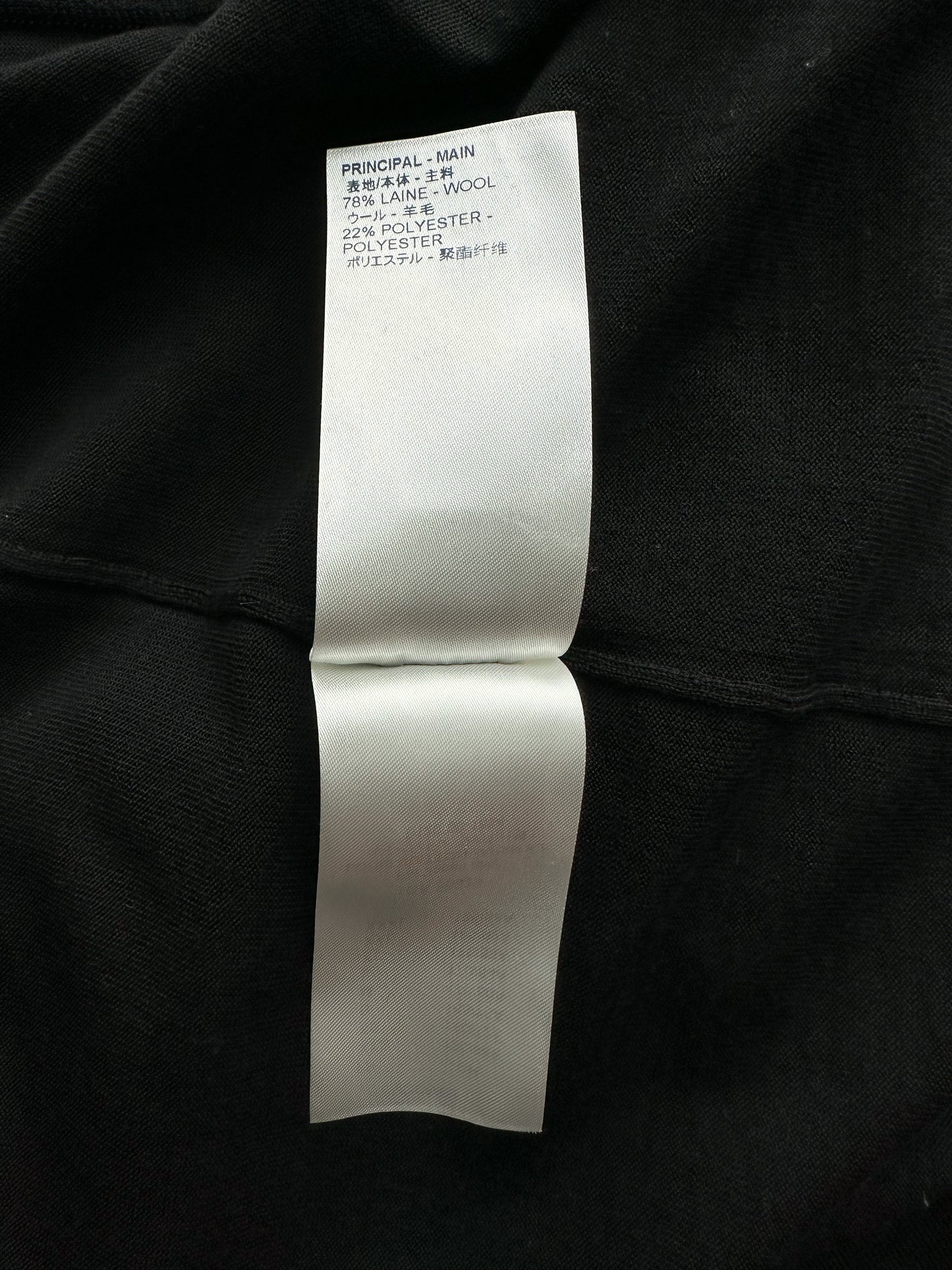 Louis Vuitton Men's Black Wool Polyester Vuitton Barcode & Earth T