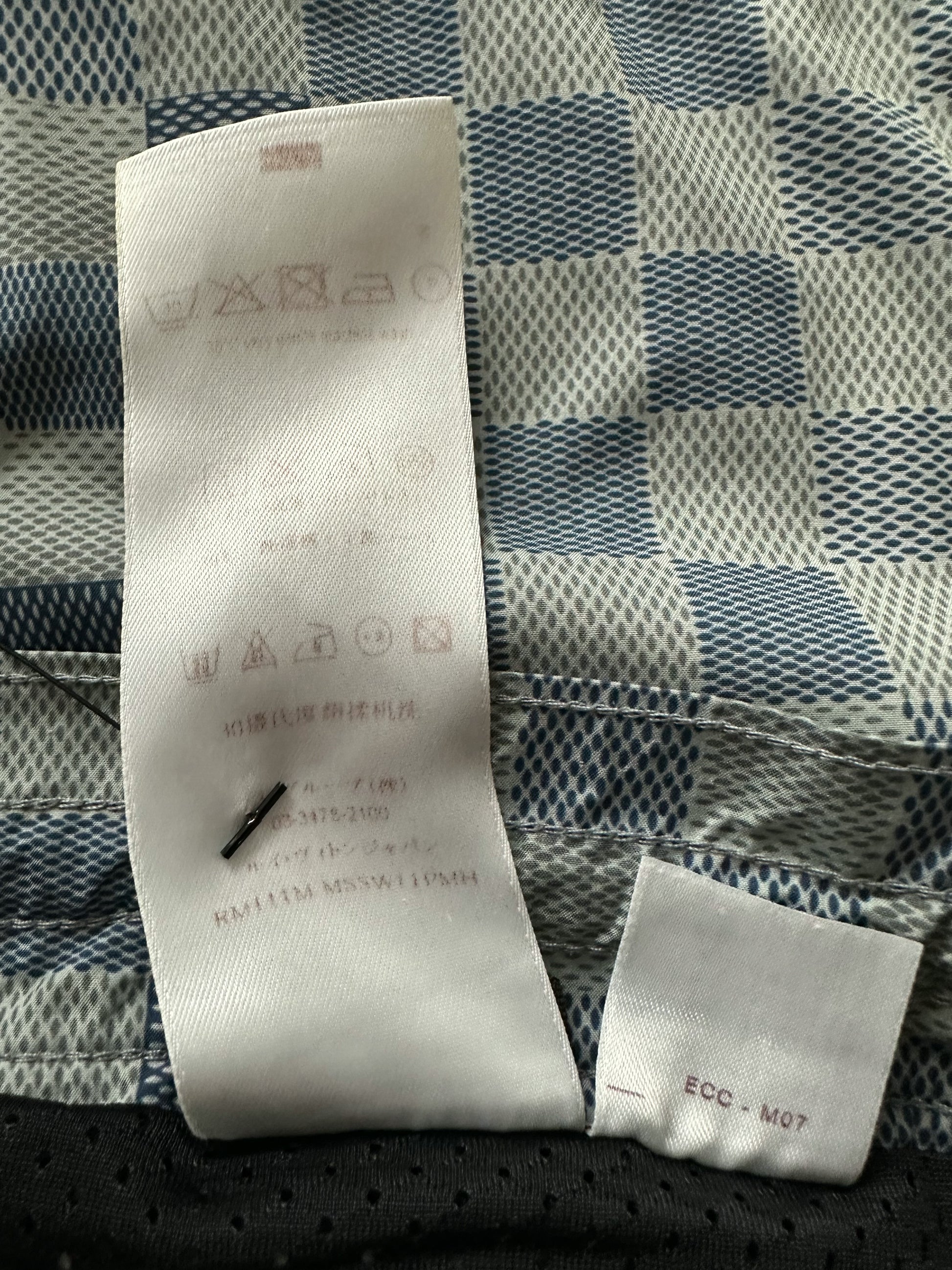Louis Vuitton Damier Jacquard Shorts Grey Mouse. Size M0