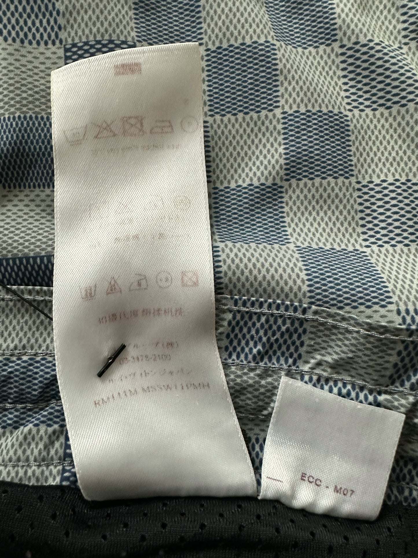 Louis Vuitton Damier Jacquard Shorts Grey Mouse. Size S0