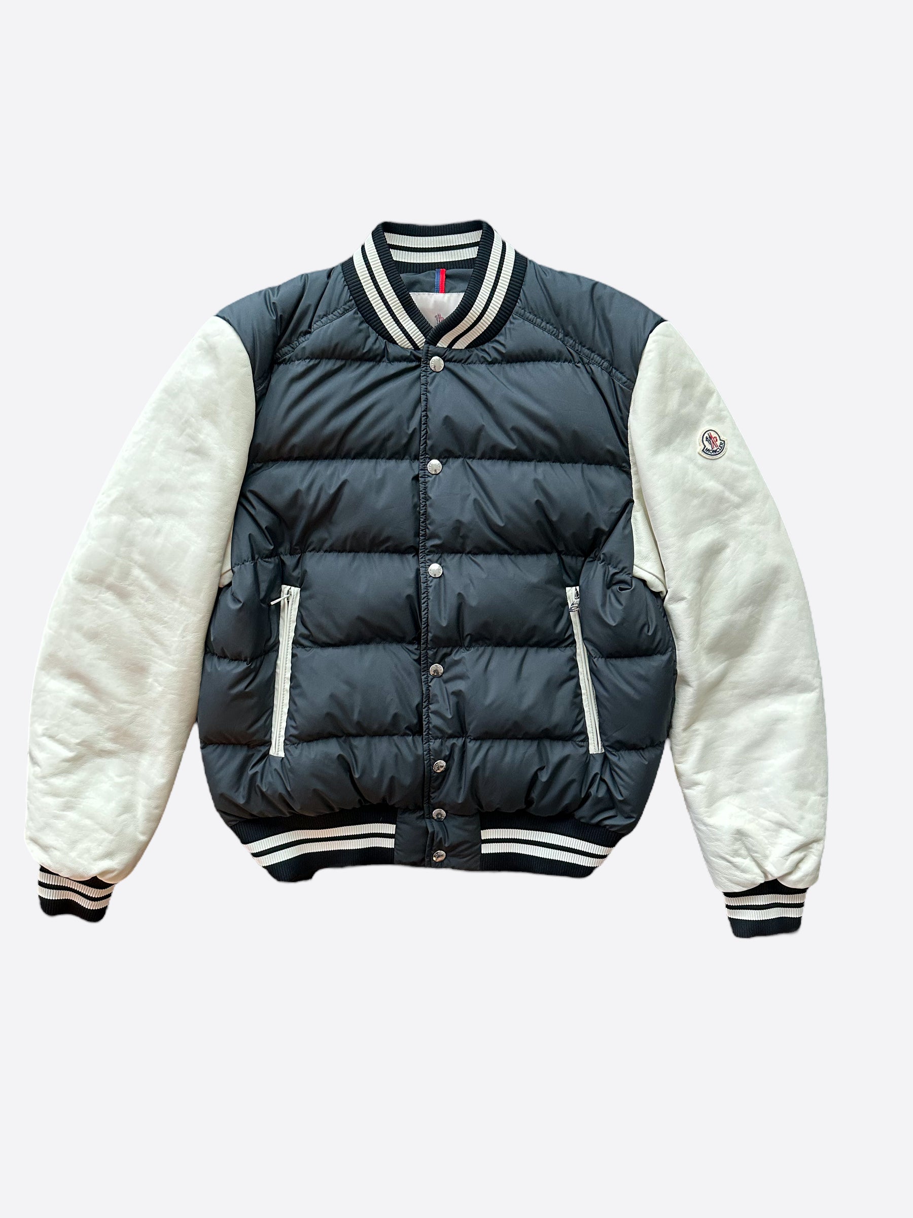 Moncler beaufortain store