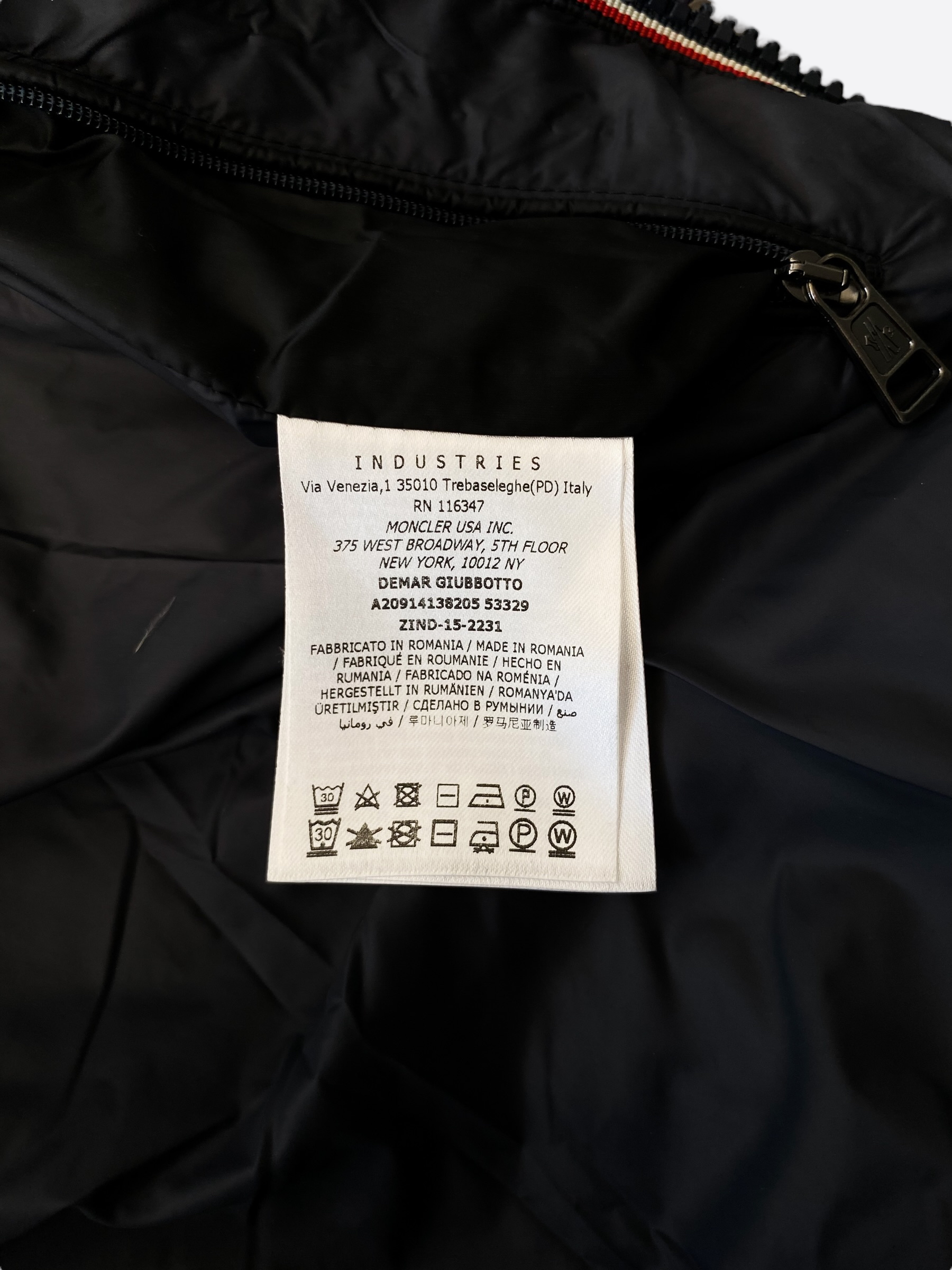 116347 moncler hotsell