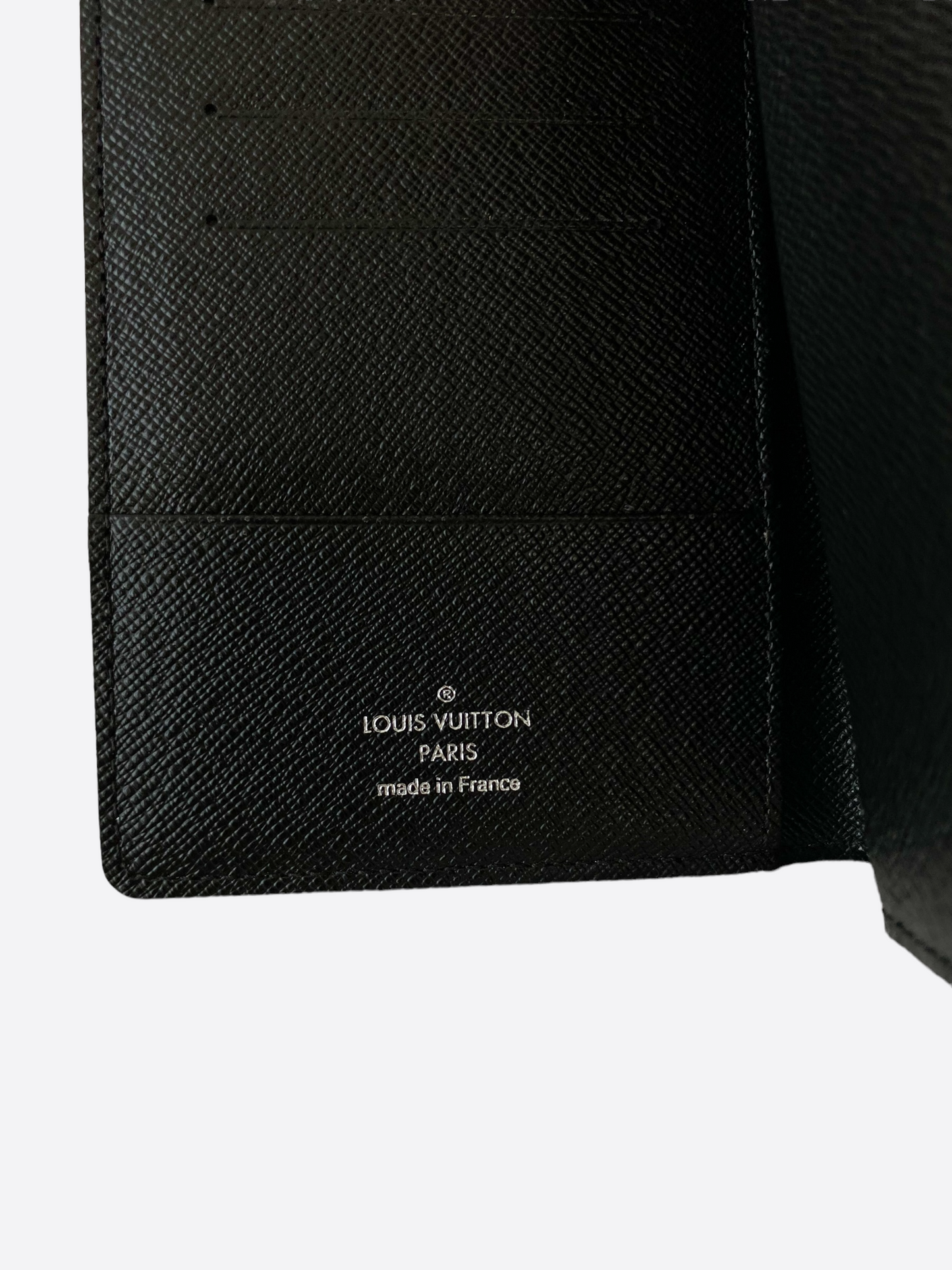 Louis Vuitton Passport Cover in Damier Graphite Review 