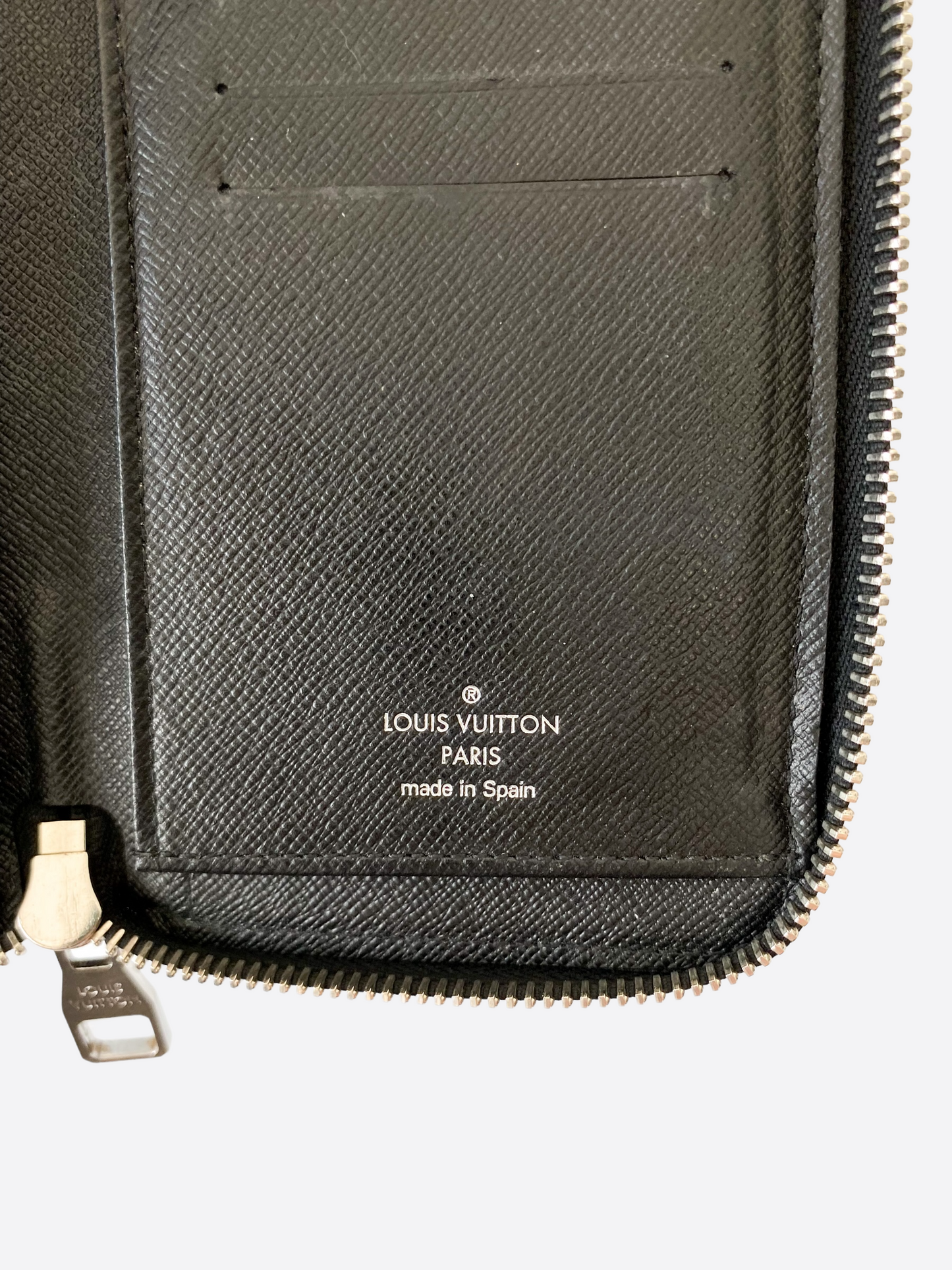 vertical zippy wallet