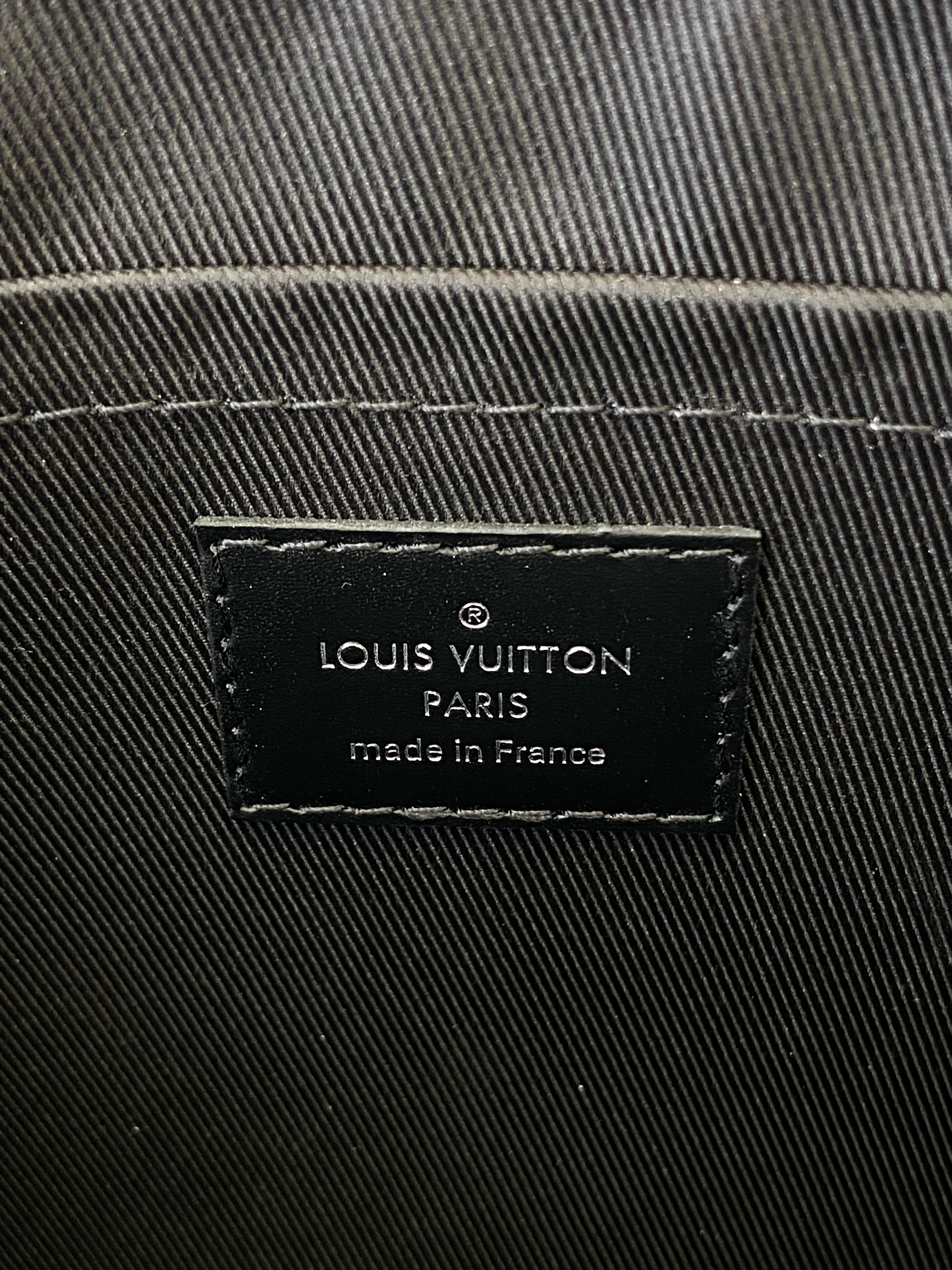 Louis Vuitton Discovery Pochette Monogram Eclipse Gaston Label GM