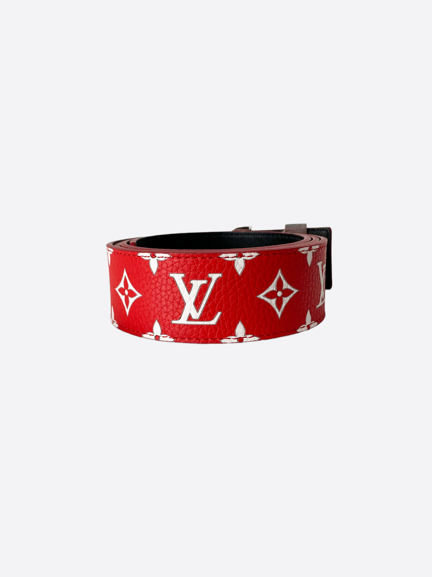 navy and red louis vuittons belt