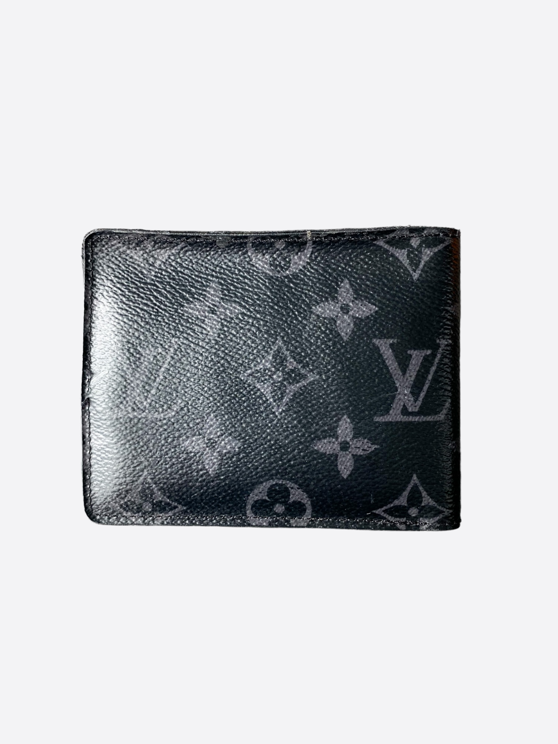 Preowned Authentic Louis Vuitton Monogram Eclipse Multiple Wallet