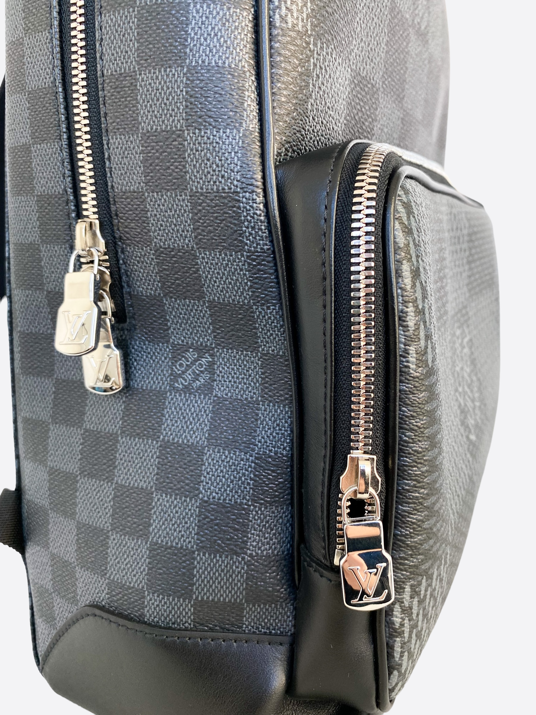 Louis Vuitton Grey Damier Infini Leather Campus Backpack – Savonches