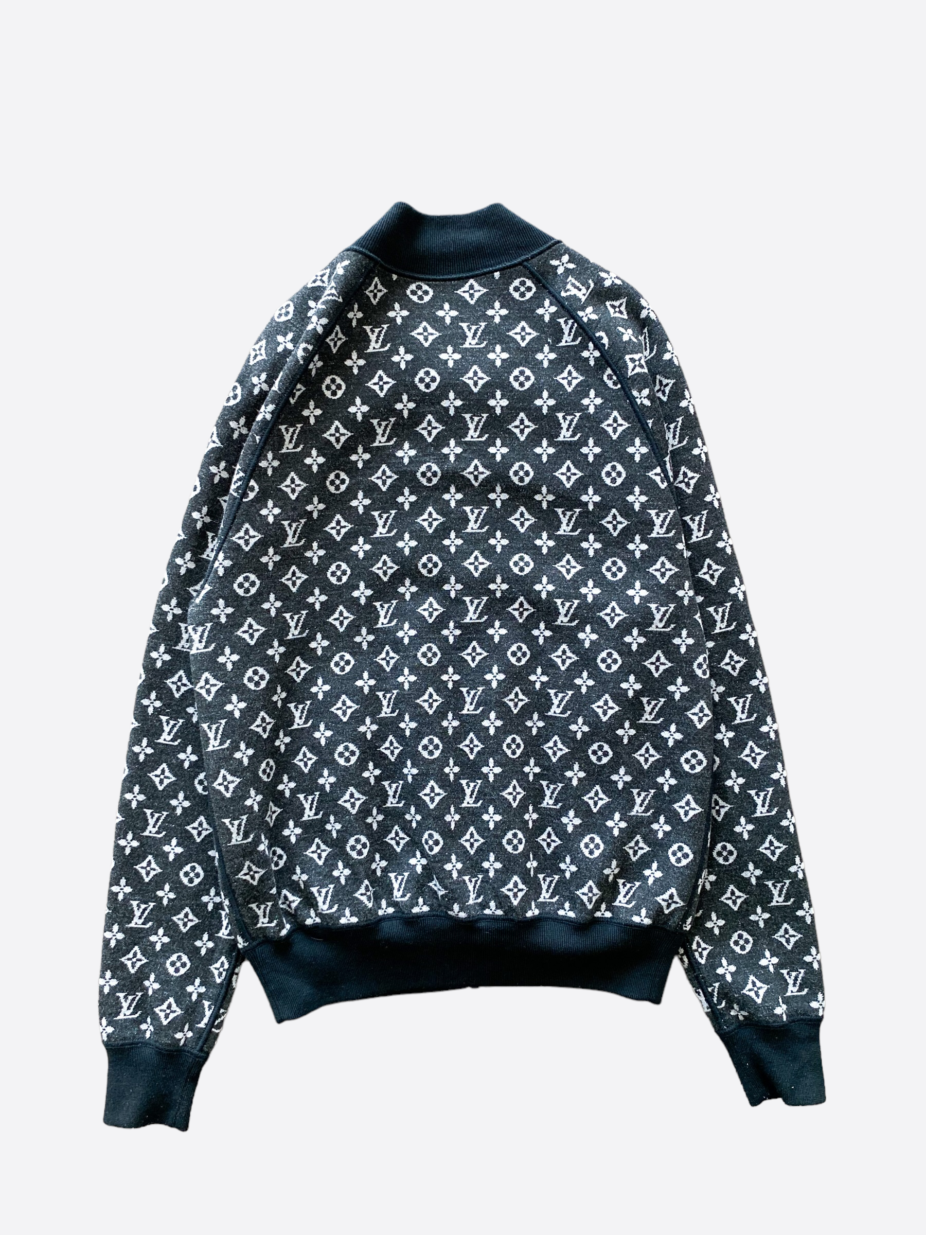 Shop Louis Vuitton MONOGRAM Reversible bomber jacket by Bellaris