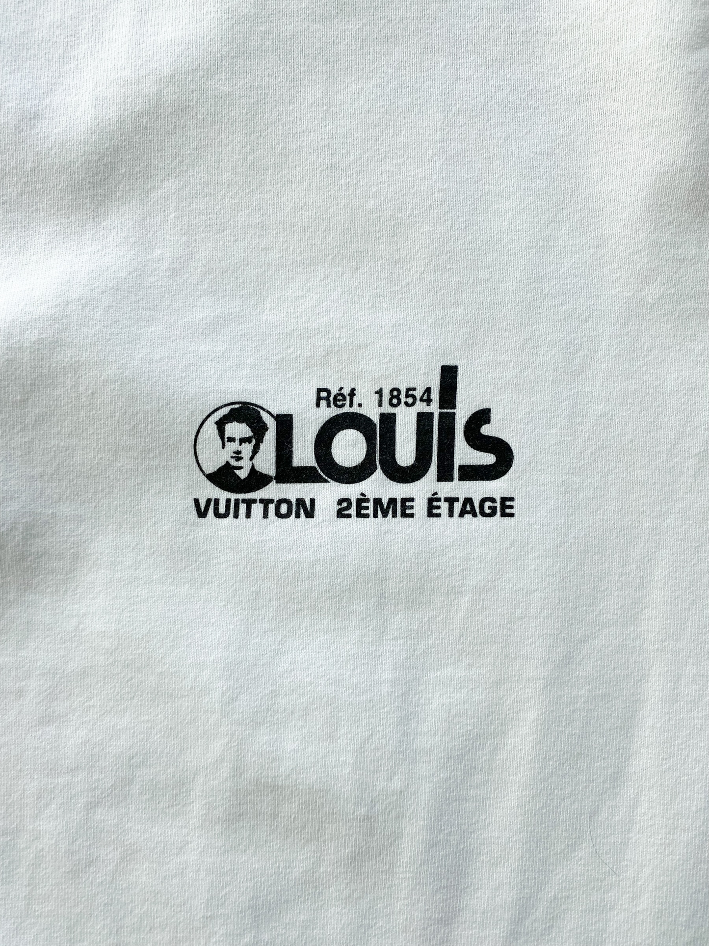 Louis Vuitton White T Shirt Réf. 1854 Blue Red Barcode Logo Brand