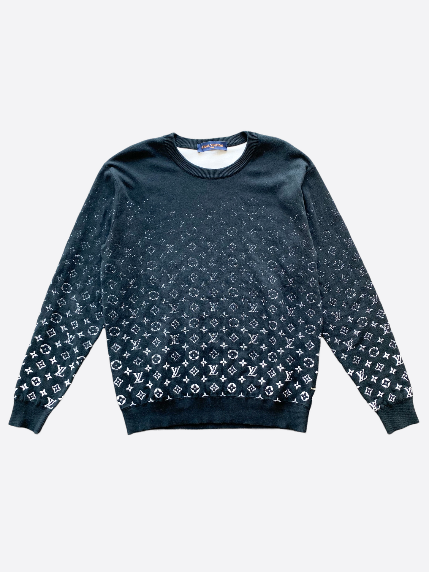 Valmerosa Fashion - It gets better every time you look at it Louis Vuitton  Gradient Monogram Sweatshirt - Bleu Canard. The perfect sweater for every  season. Black Friday sales are still live