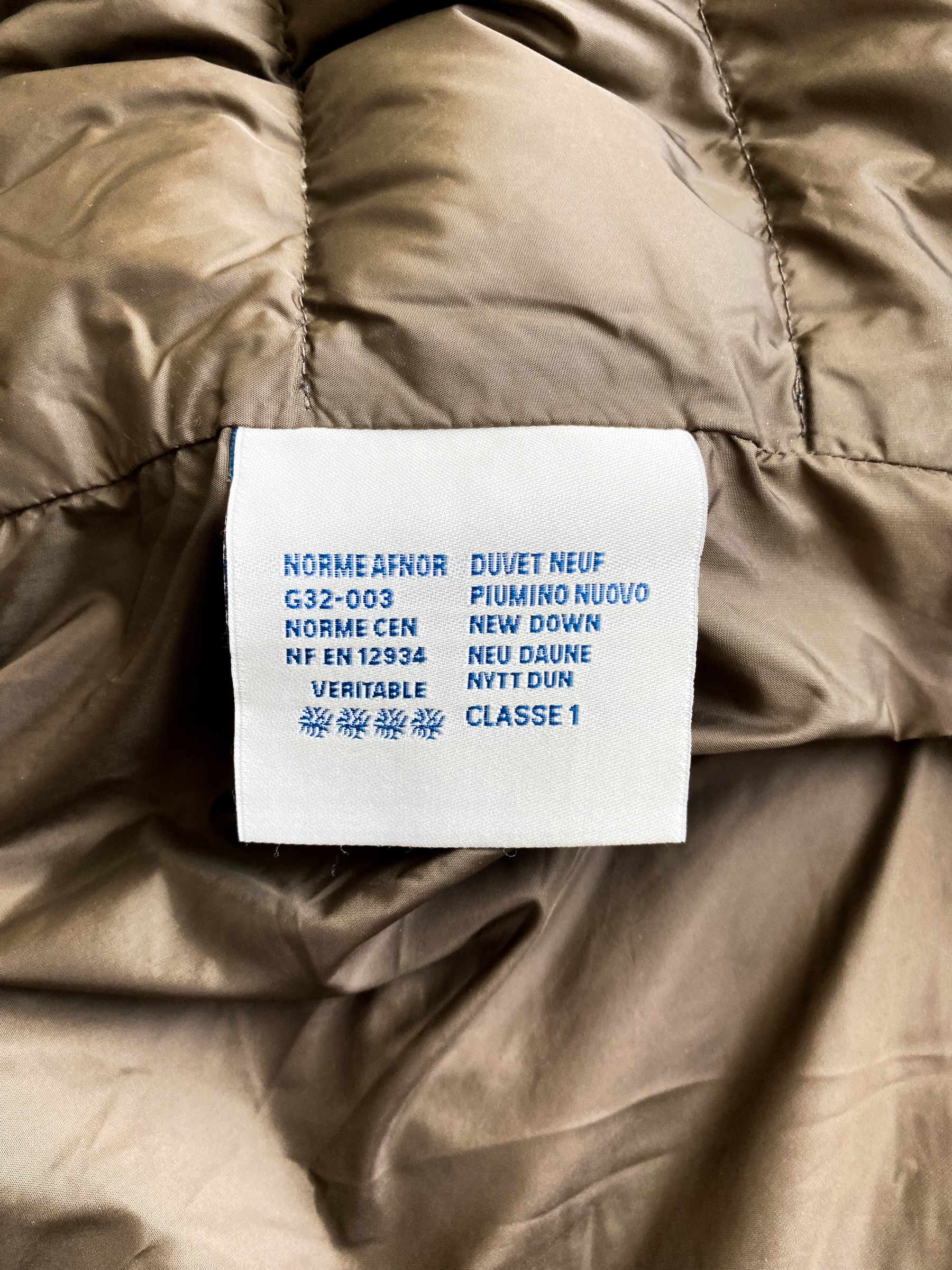 Moncler norme afnor duvet neuf hotsell