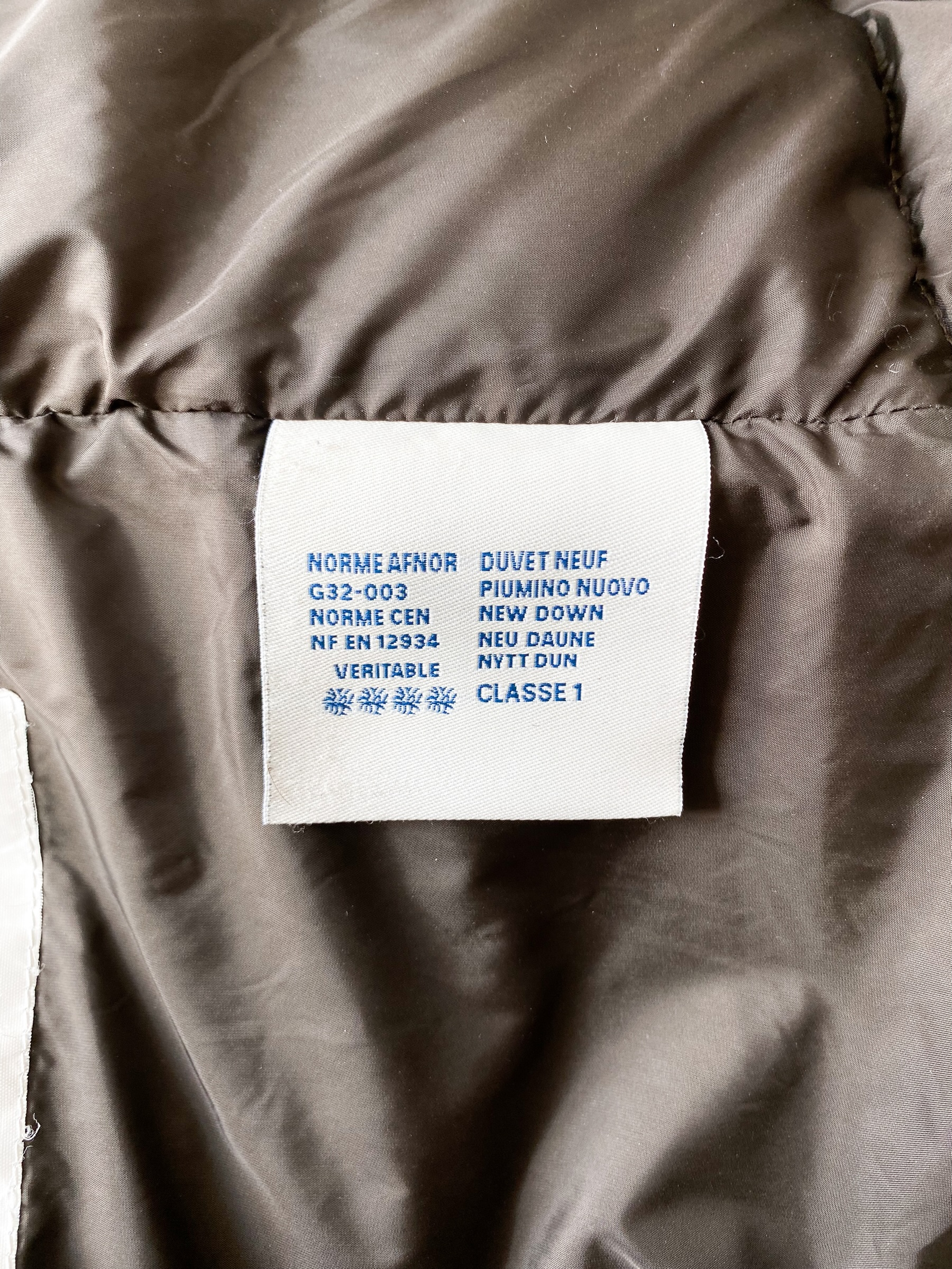 Moncler Grey Wool Puffer Men's Jacket – Savonches Moncler Grey Wool Puffer Men's Jacket – Savonches