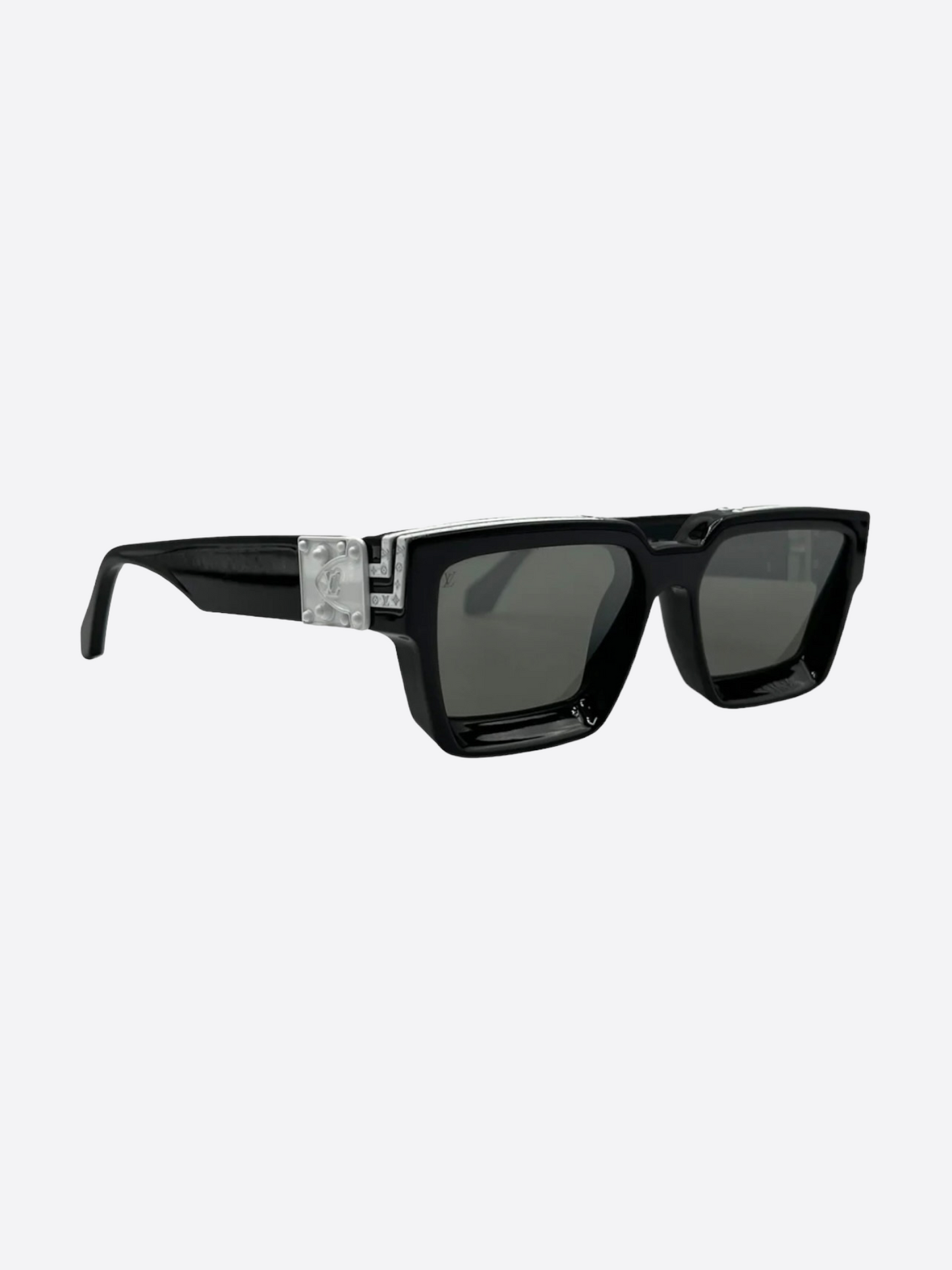 Only 218.00 usd for LOUIS VUITTON 1.1 Millionaires Sunglasses Black Online  at the Shop