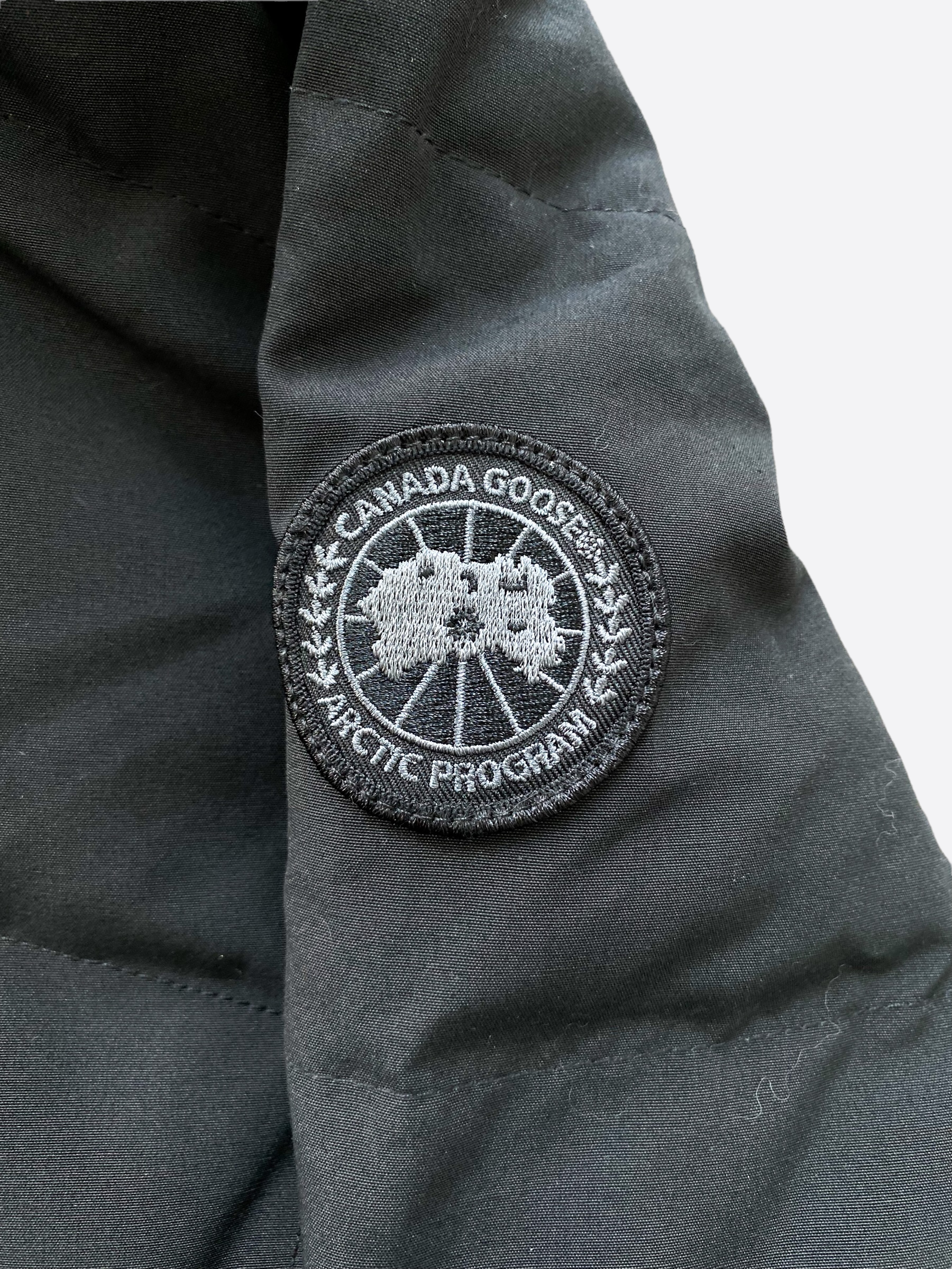 Canada goose black label logo outlet