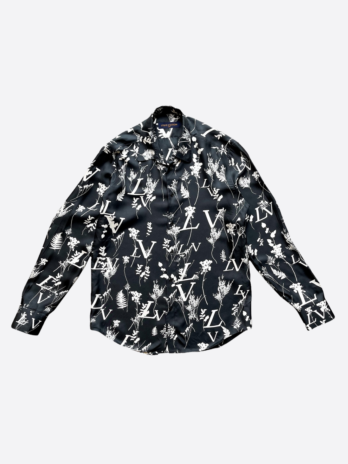 Louis Vuitton, Tops, Louis Vuitton Giant Monogram Silk Button Up Shirt