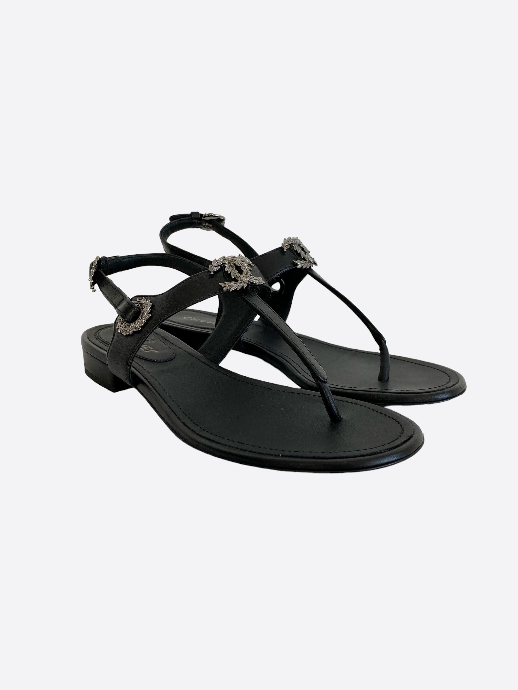 Chanel in Love black leather sandals with CC logo