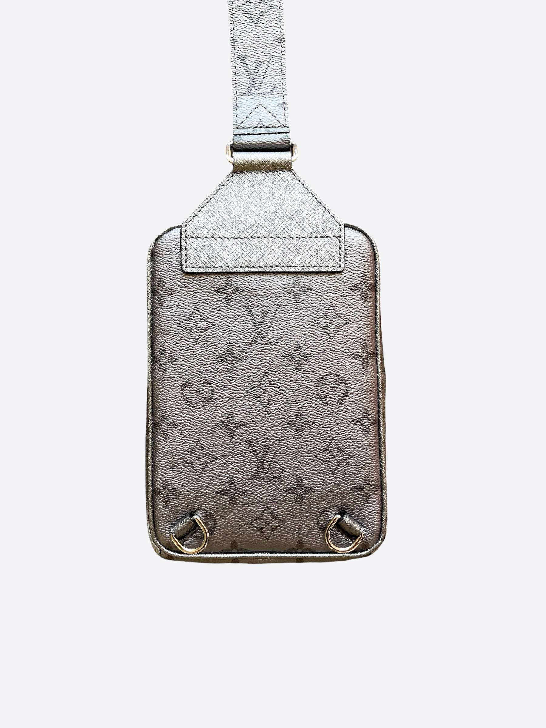 Louis Vuitton Outdoor Slingbag, Silver