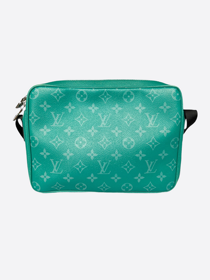 Louis Vuitton Turquoise Taigarama Outdoor Bumbag