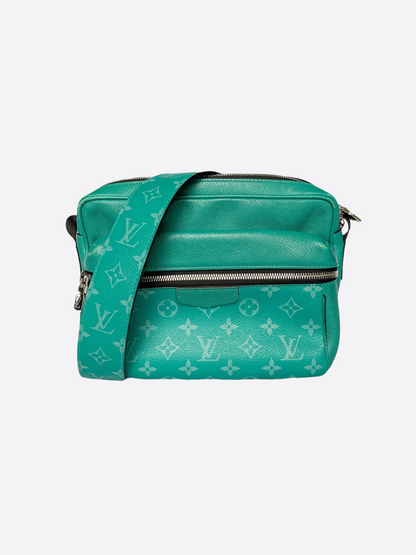 Louis Vuitton Turquoise Taigarama Outdoor Bumbag